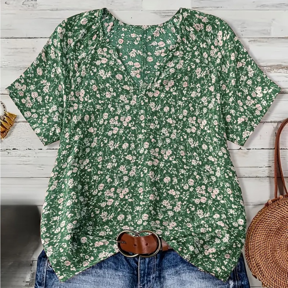 Floral Green Women's V-Neck Top